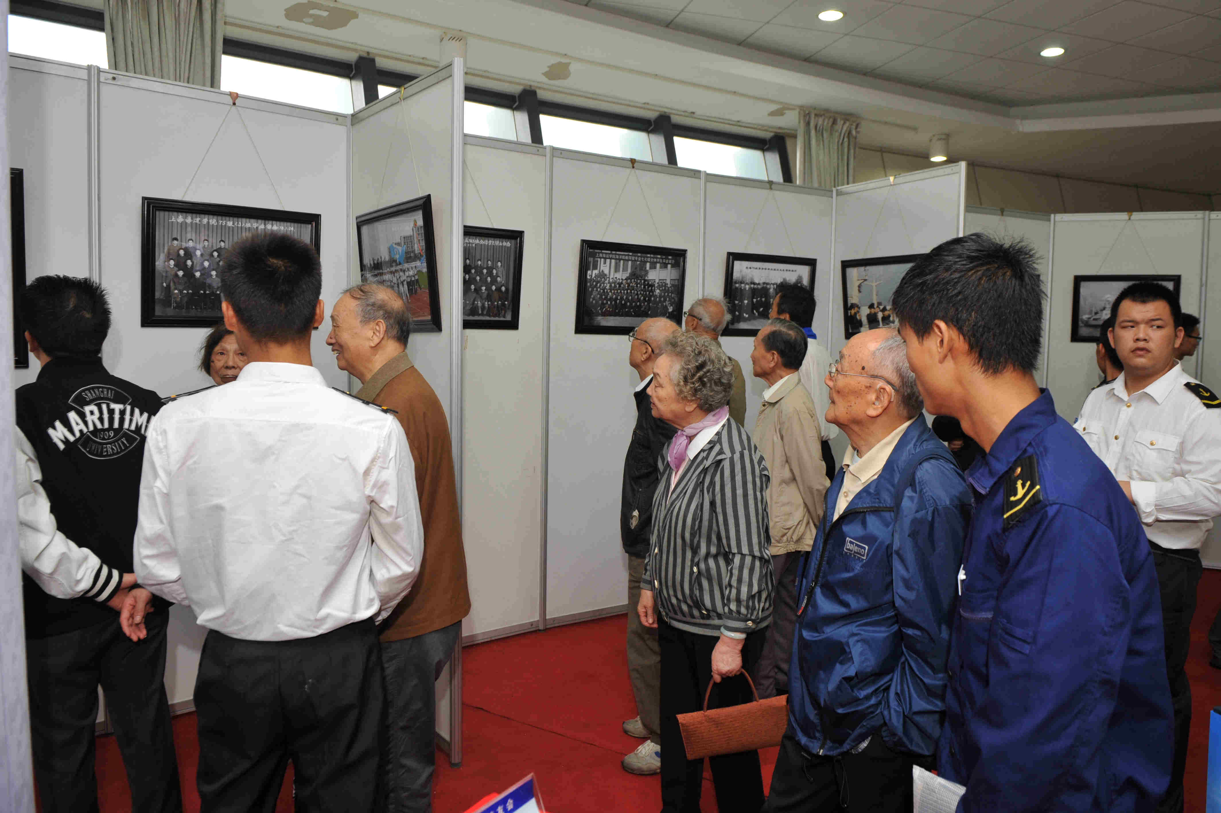 逆時恒美--老校區商船學院圖片展