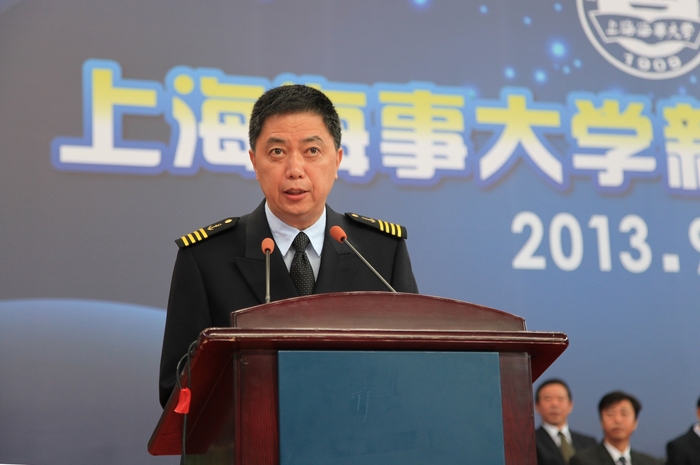 孔凡邨副校長主持典禮