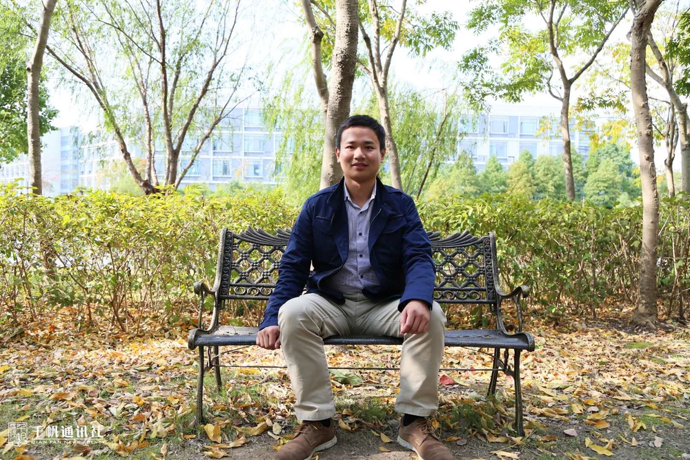 鄭劍老師