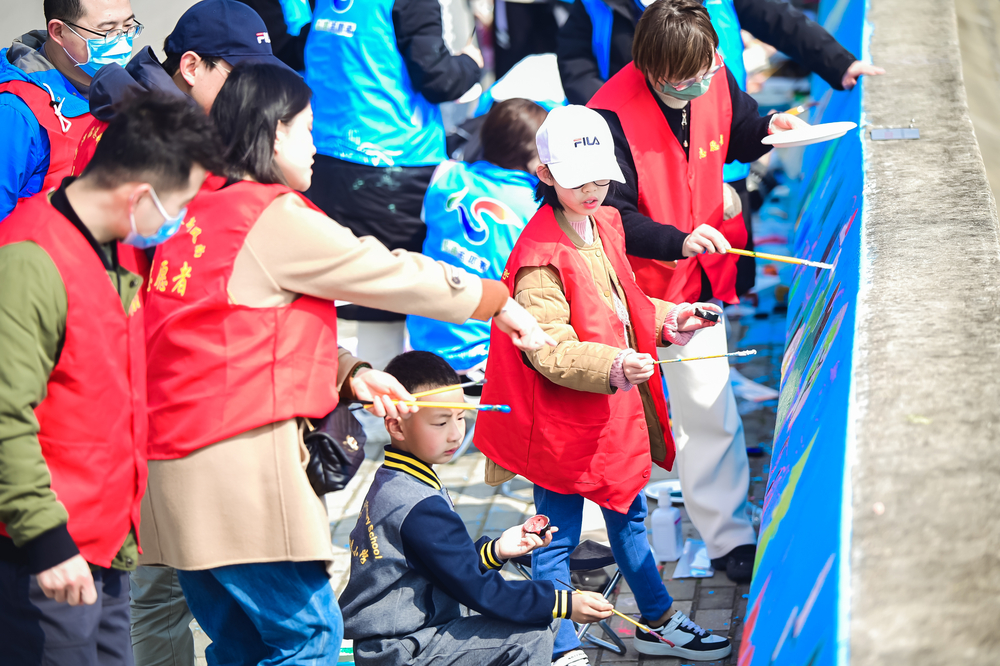 海堤塗漆修護