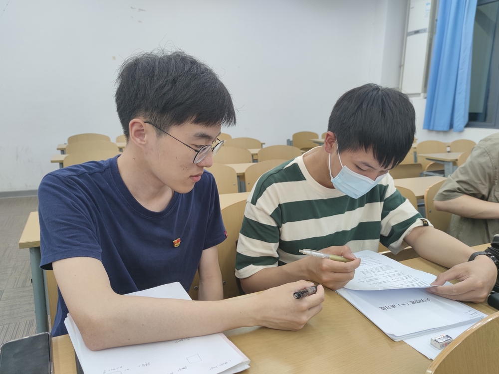交通運輸學院海博小老師開展大學物理課程一對一輔導