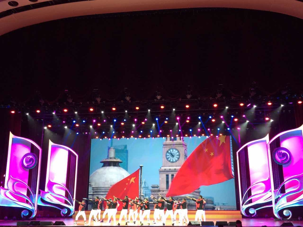 我校留學生表演中國範