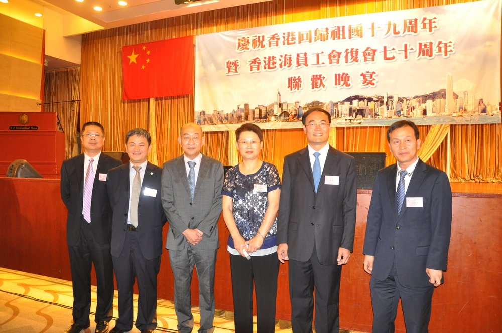 門妍萍副書記與香港海員工會李誌偉主席🌘、中國海員建設工會領導張景義等合影