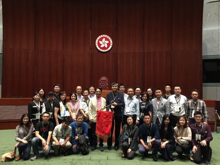我校香港校友會拜訪香港立法會議員黃國健校友
