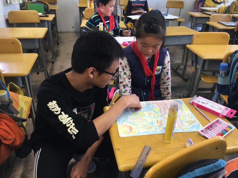 課堂“搬”到校外